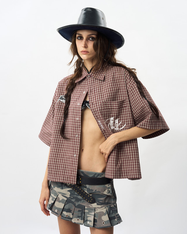 Insane® Ripped 26 Shirt - Wine