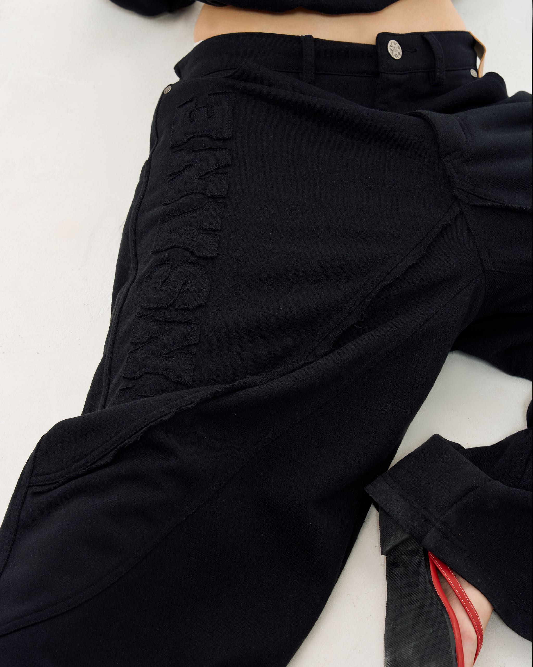 Insane® Halo Sweatpants - Black