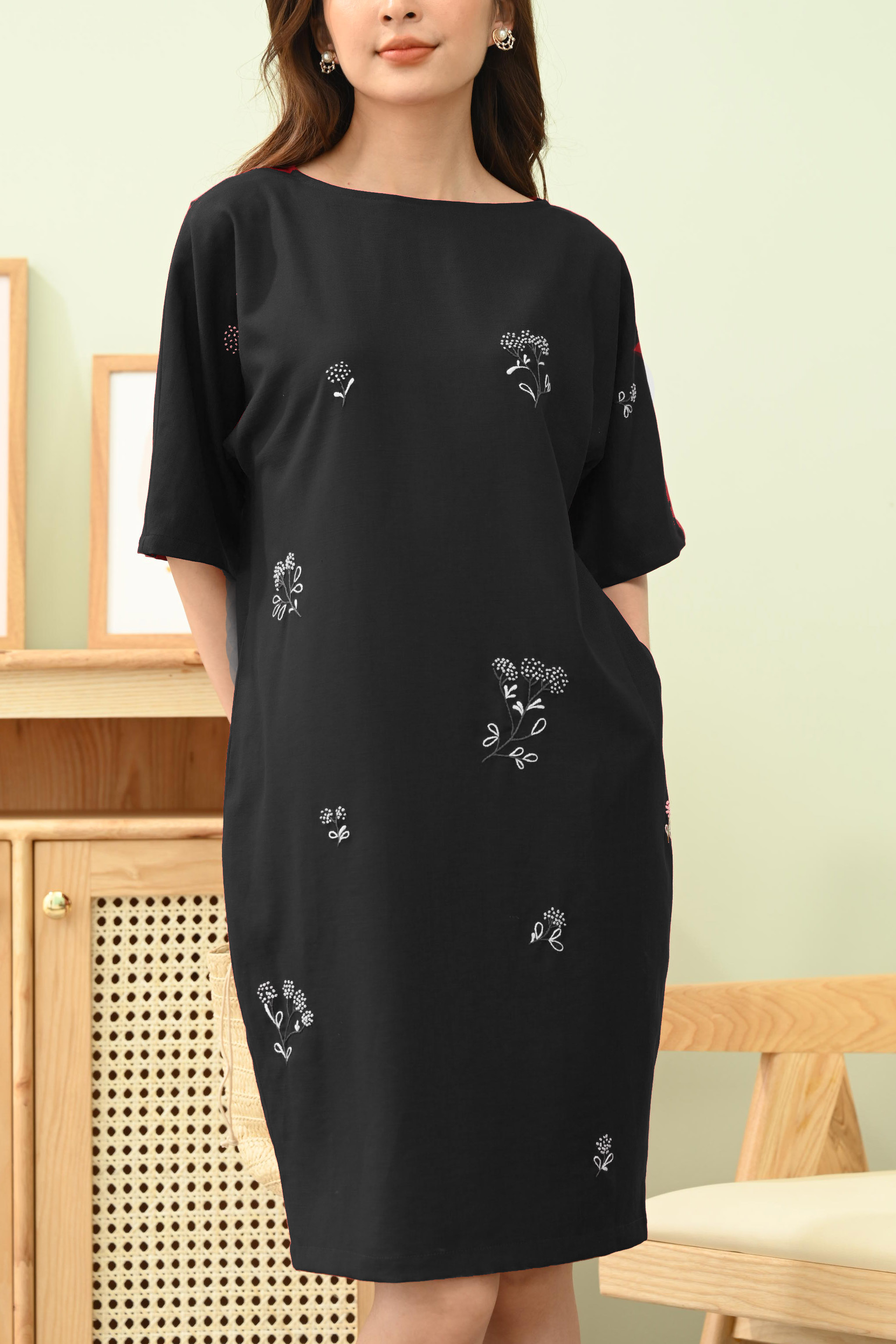 Đầm suông sát nách thêu hoa mặc tết rực rỡ sắc xuân, chất vải Linen Tưng  Premium mềm mát sang trọng - Xanh lá | Lazada.vn