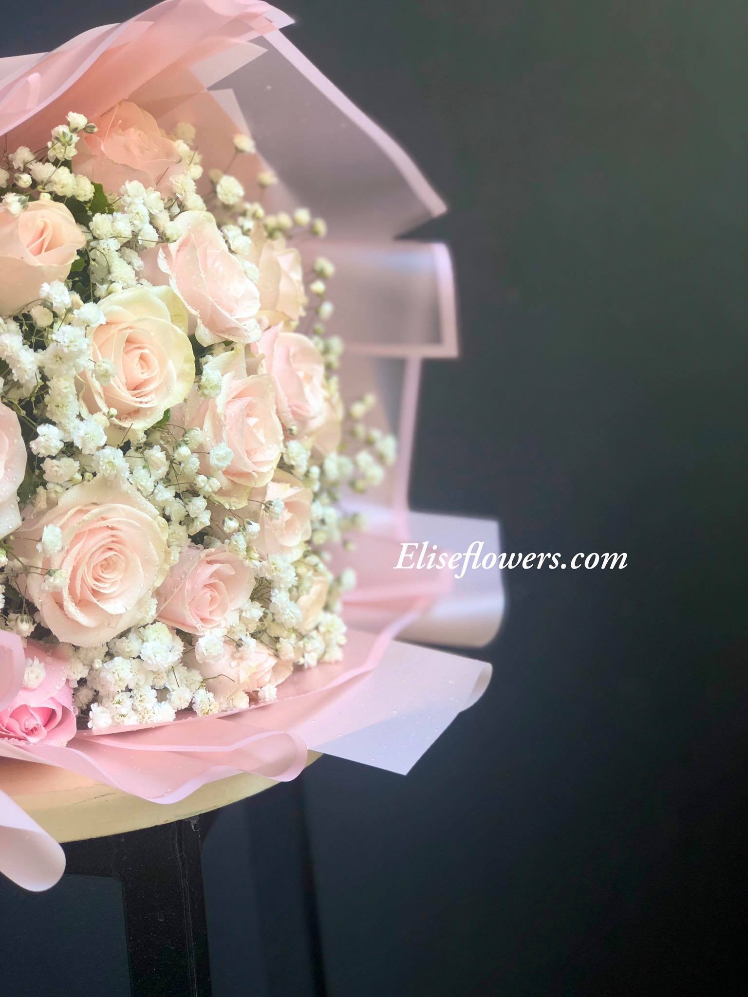 Bó hoa hồng kem dâu đẹp - dịch vụ tặng hoa sinh nhật ở Hà Nội