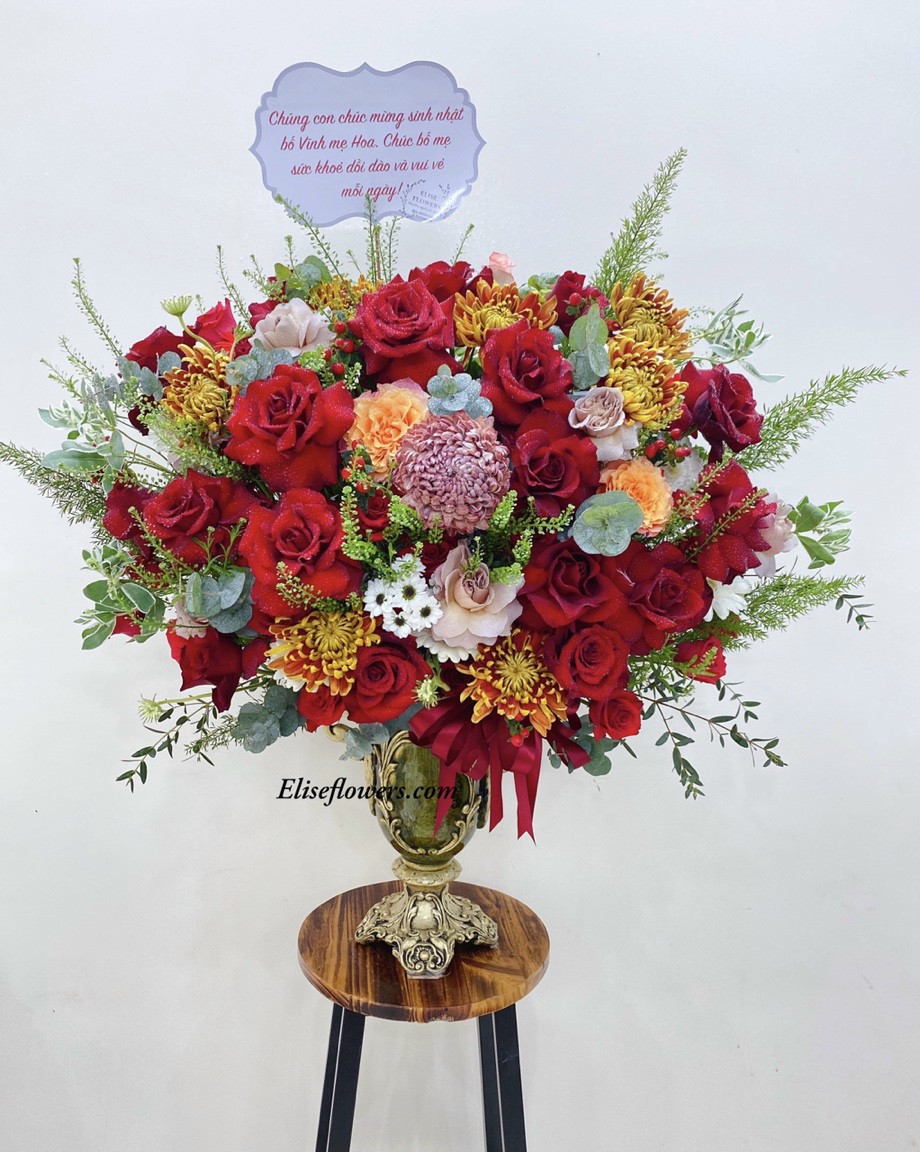 Binh-hoa-tone-do-cam-chuc-mung-sinh-nhat-Giam-Doc-Chu-Tich-Doi-Tac,...