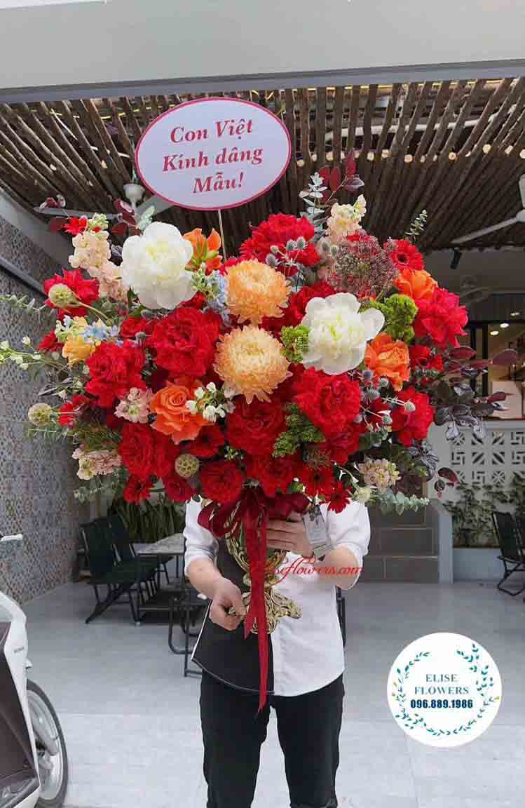 Bình hoa tặng sếp nam đẹp | Bình hoa tone đỏ cao cấp tặng sếp