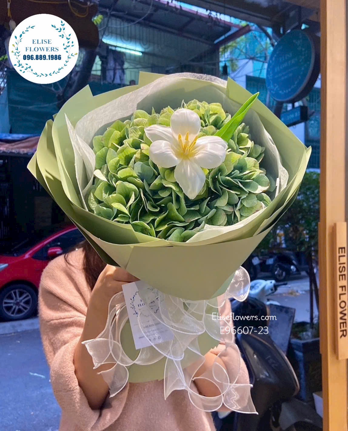 Hoa xin lỗi tinh tế. Bó hoa cẩm tú cầu mix tulip dịu dàng xin lỗi người thương