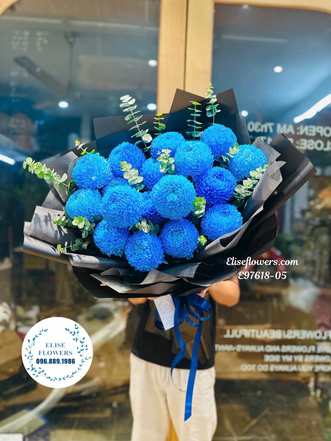 Hoa cúc mẫu đơn. Bó cúc mẫu đơn tặng vợ. Dịch vụ giao bó cúc mẫu đơn tặng vợ tận nơi, nhanh chóng