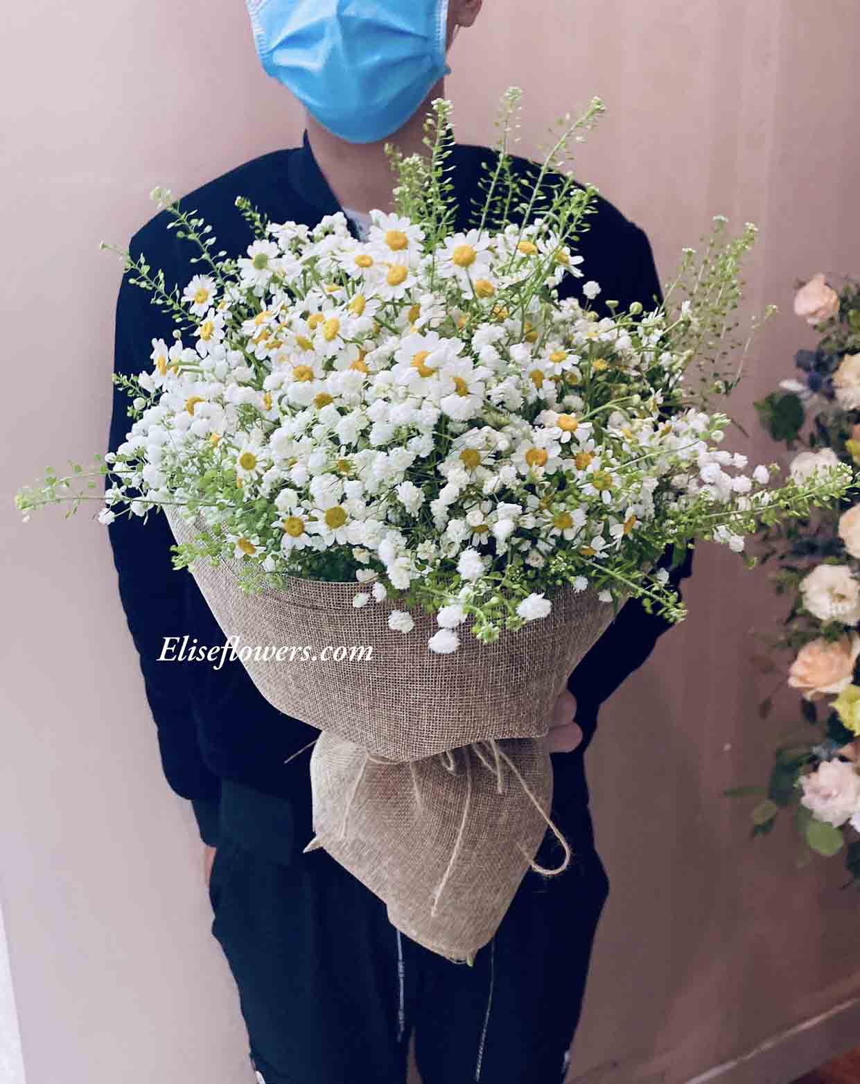 Bó cúc tana xinh xắn tặng người thương, người yêu | Hoa bó đẹp ở Cầu Giấy - Hà Nội