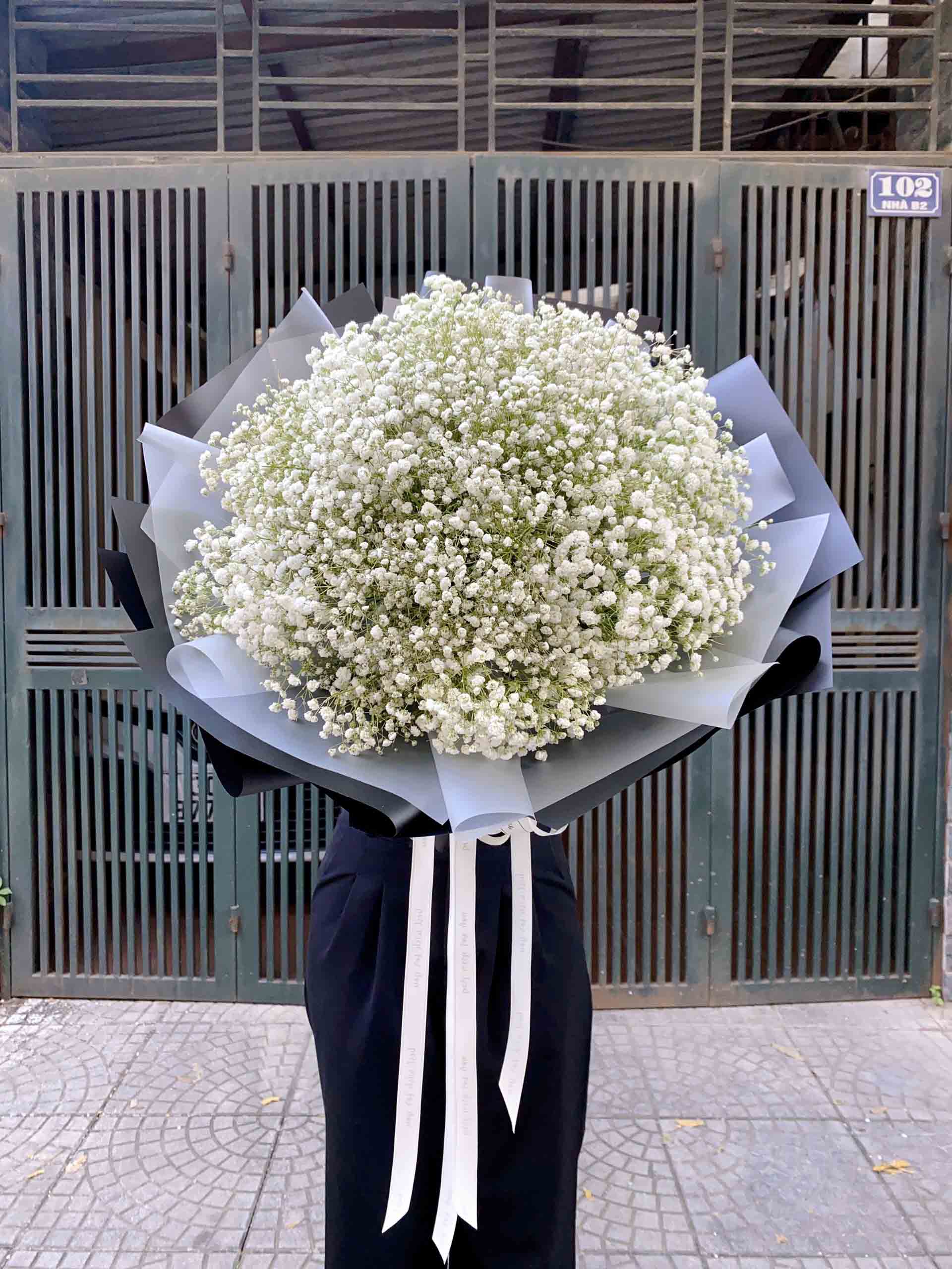Bó hoa baby trắng chúc mừng sinh nhật vợ yêu | Hoa sinh nhật ở Cầu Giấy Hà Nội