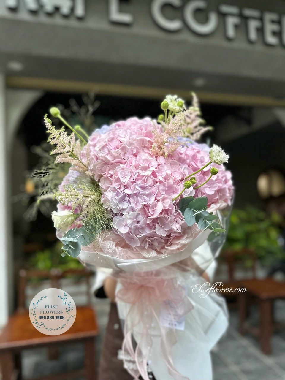 Bo-hoa-cam-tu-cau-tang-sinh-nhat-ban-gai-Dat-mua-bo-hoa-cam-tu-cau-tang-sinh-nhat