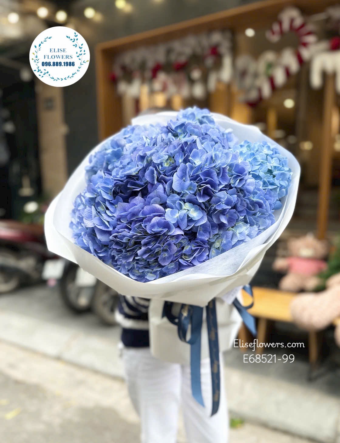 Hoa tặng mẹ ở Hà Nội. Cẩm tú cầu nhập khẩu. Bó cẩm tú cầu xanh tinh tế tặng mẹ yêu. Eliseflowers