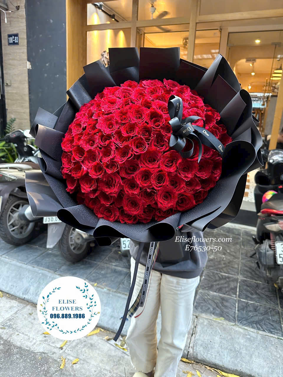 Bó hoa hồng đỏ đẹp. Đặt mua bó hoa hồng đỏ đẹp tại HÀ NỘI