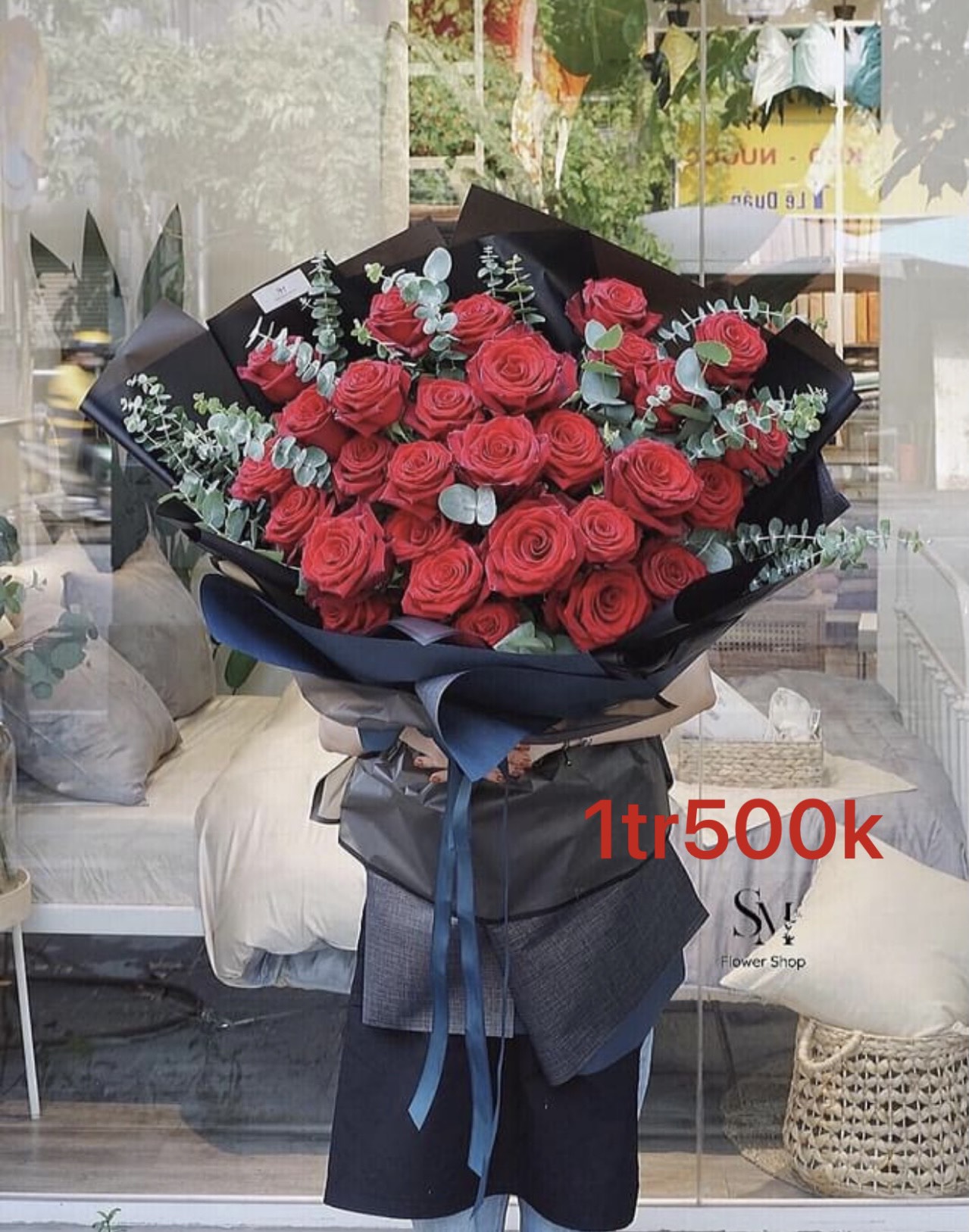 Bó hoa hồng đỏ đẹp sang trọng cao cấp ở hà nội