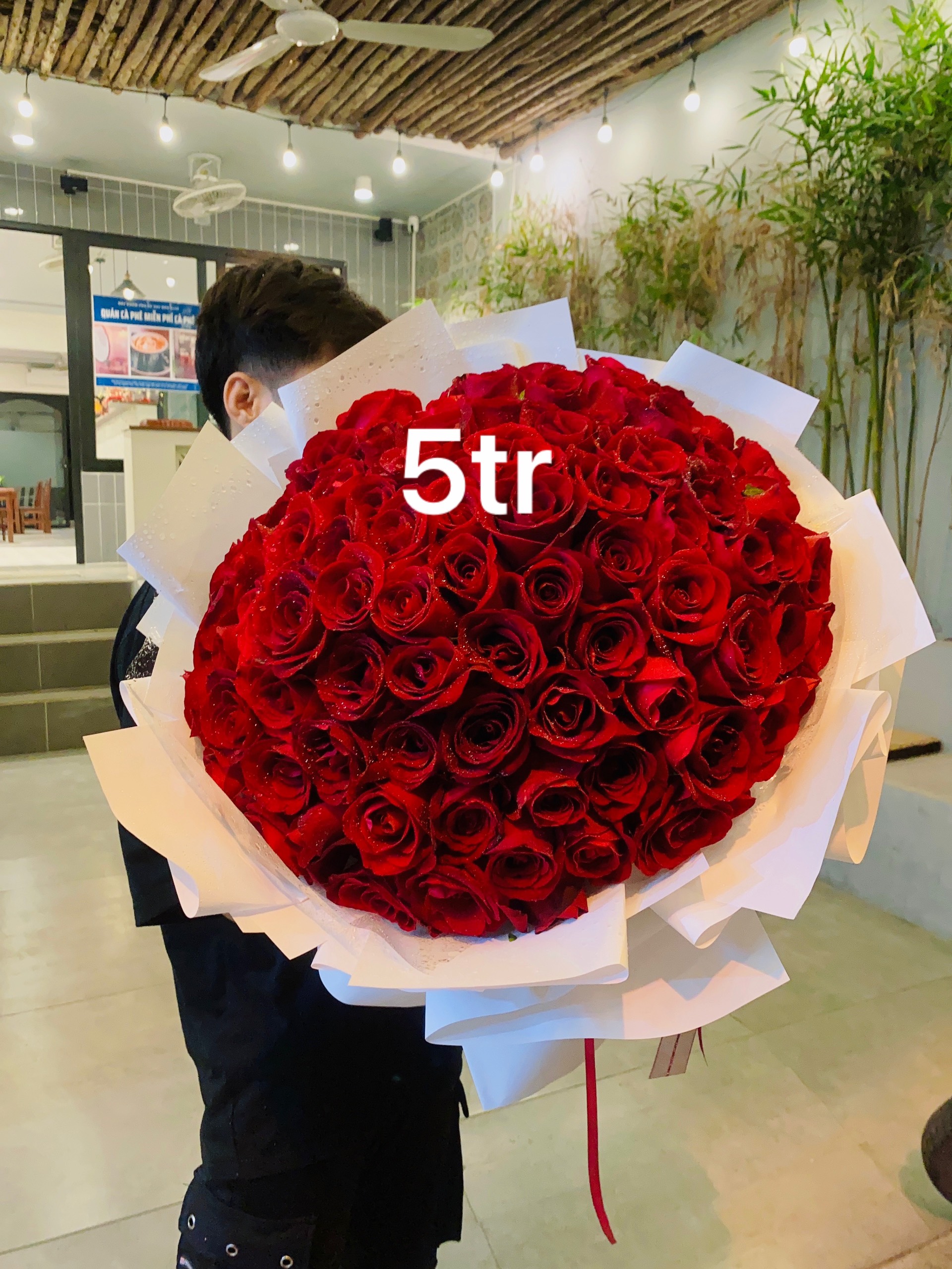 Bó hoa hồng đỏ hoa nhập khẩu hà nội trao gửi yêu thương tặng bạn gái, bà xã, vợ yêu