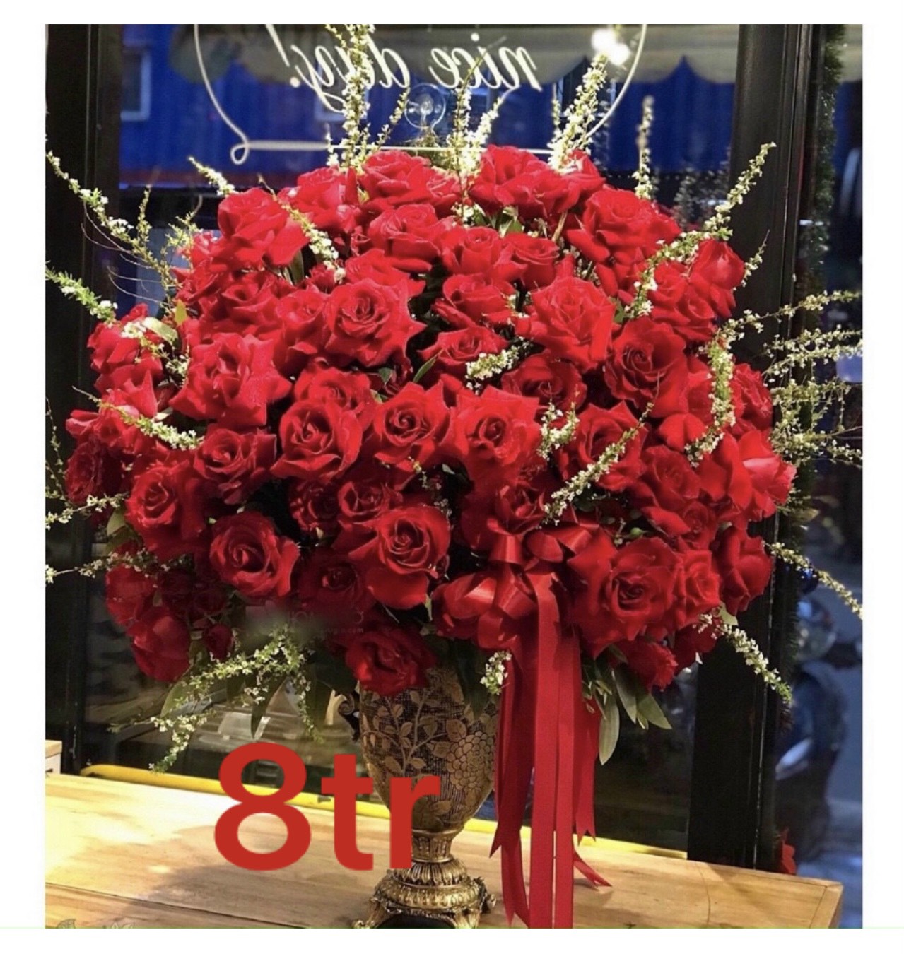 Bình hoa hồng đỏ vip sang trọng size lớn