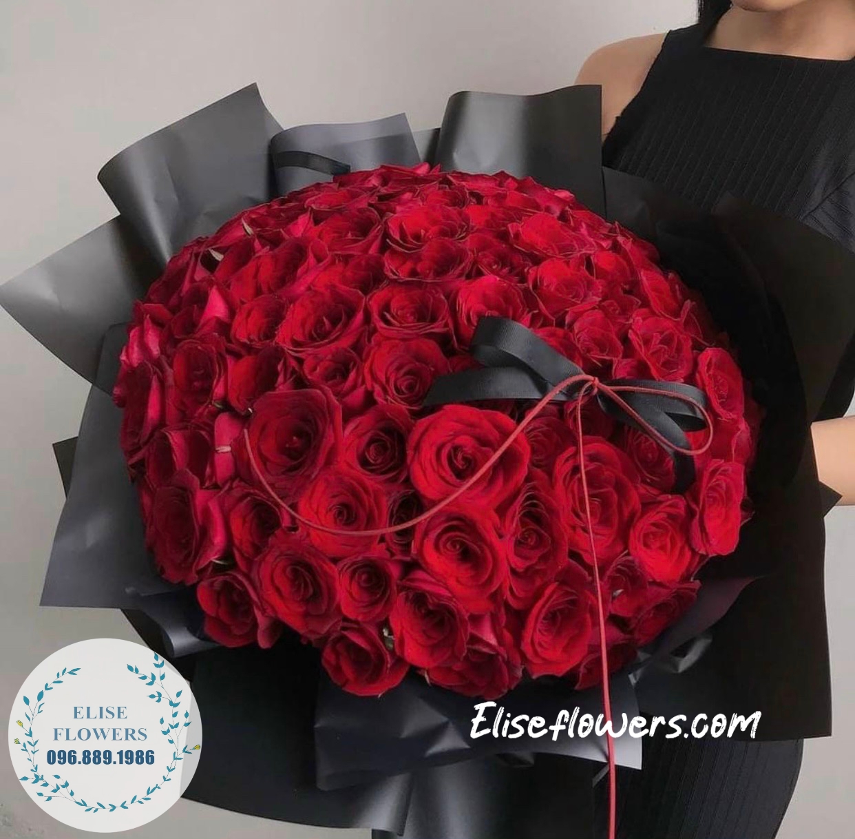 Bó hoa hồng đỏ khổng lồ. Bó hoa tươi đẹp ở Hà Nội. Địa chỉ đặt hoa hồng đỏ đẹp 