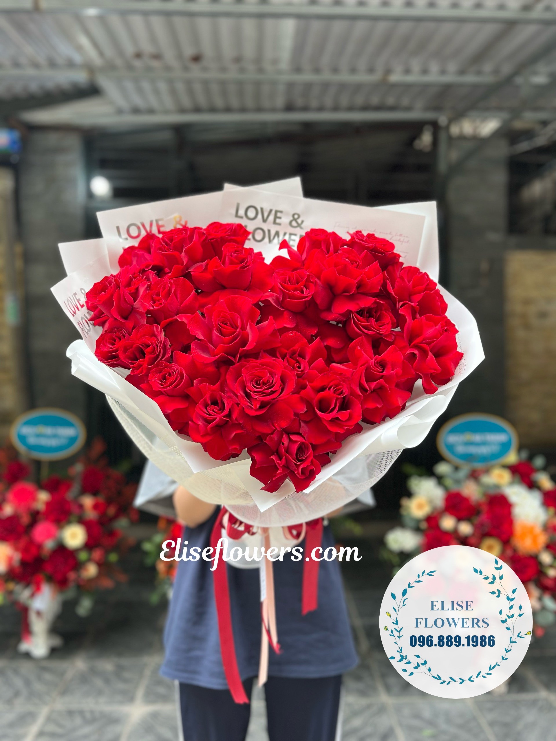 Bo-hoa-tang-ban-gai-o-Ha-Noi-Dat-hoa-tang-ban-gai-tai-Ha-Noi-Lien-he-dat-hoa