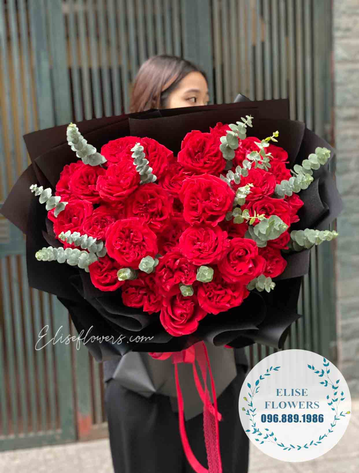 Bó hoa hồng đỏ hình trái tim đẹp tại quận Long Biên | HOA VALENTINE | Bó hoa tặng người yêu, người thương, vợ yêu,...