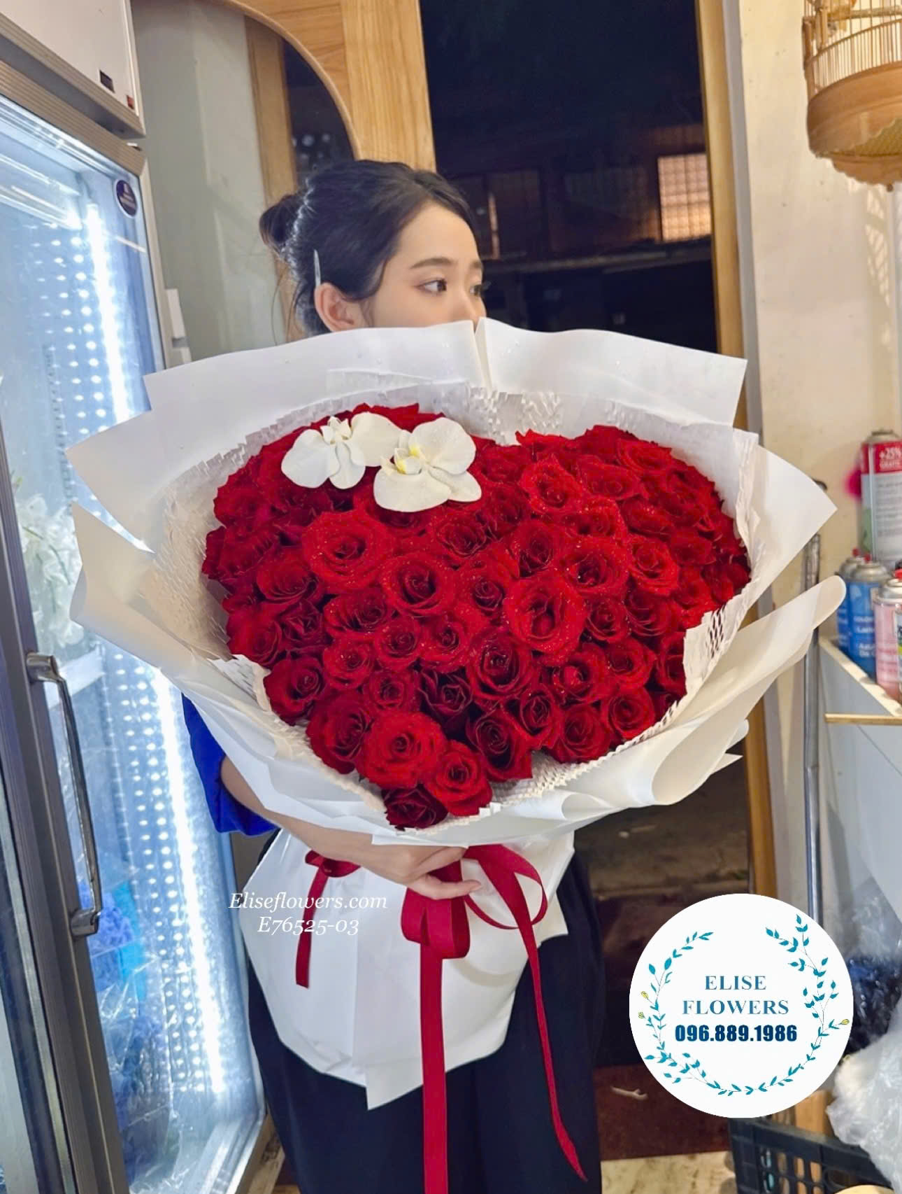 Hoa tặng kỷ niệm ngày cưới - Bó hoa tặng vợ yêu dịp kỷ niệm ngày cưới ở Hà Nội.