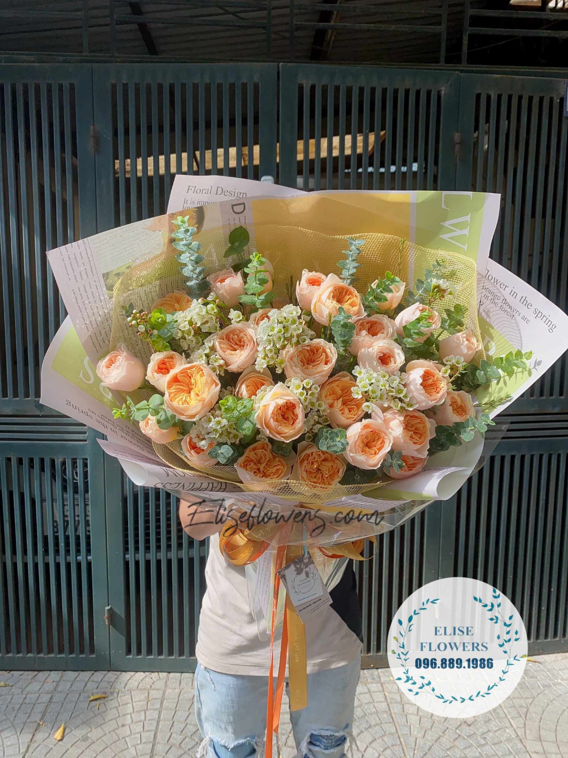 Bó hoa tươi đẹp ở Hà Nội. Điện hoa tặng bạn gái đẹp tại Hà Nội