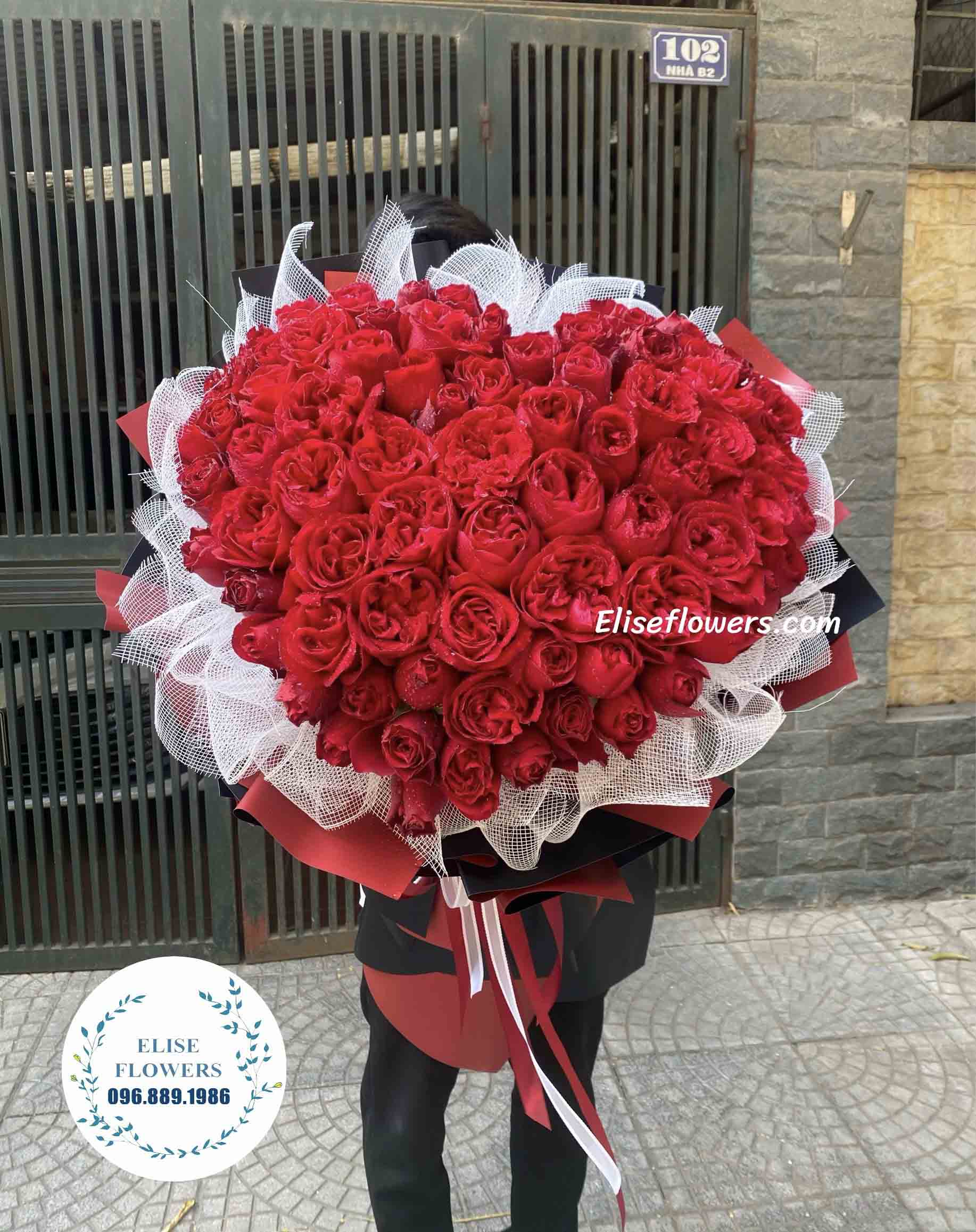 HOA VALENTINE, 8/3, ... | Bó hoa hồng đỏ siêu lãng mạn ở quận Ba Đình