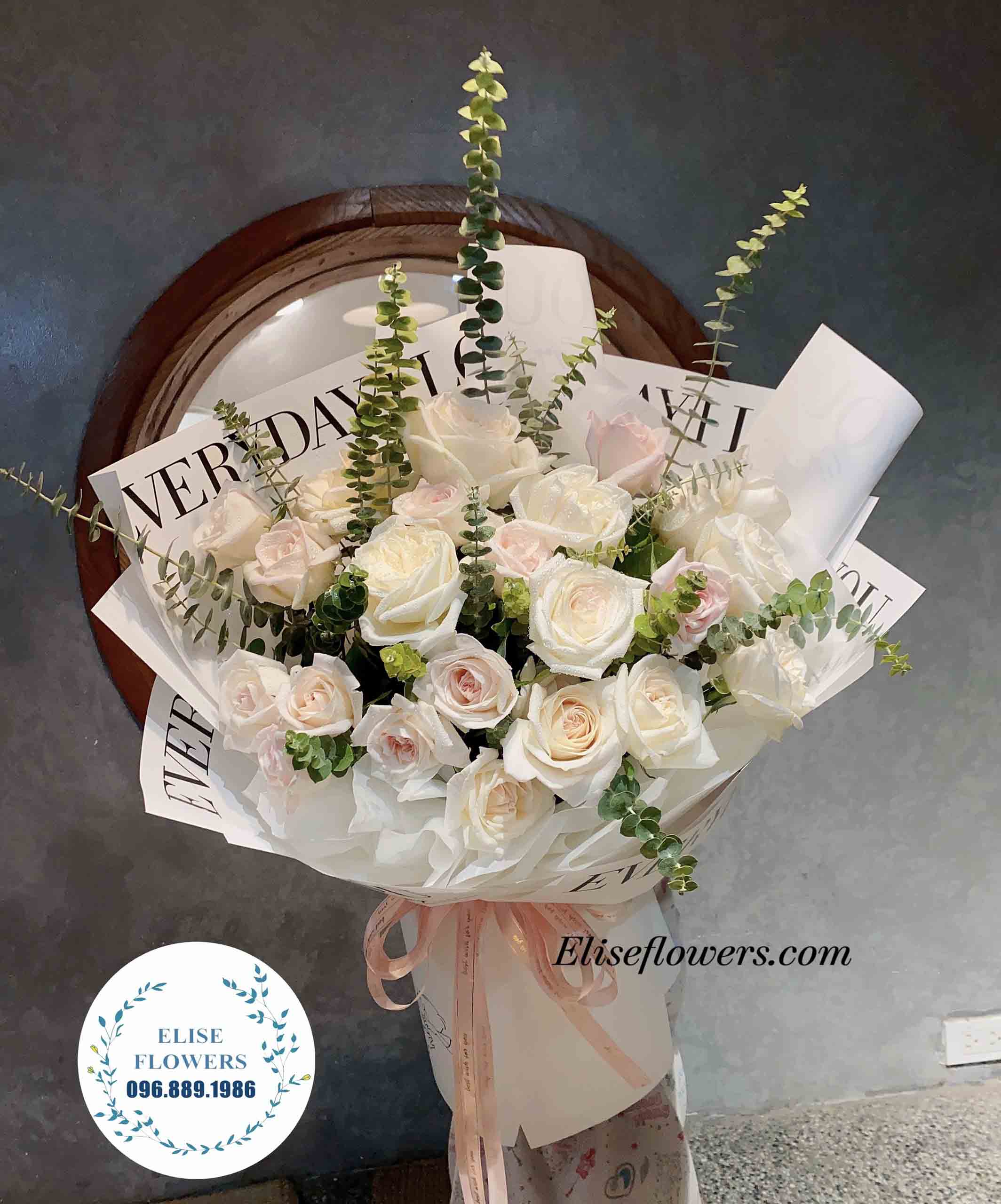 Bó hoa đẹp tại Hà Nội | Bó hoa hồng trắng siêu đẹp, siêu trong trẻo tặng bạn gái tại quận Hà Đông | HOA BÓ ĐẸP 