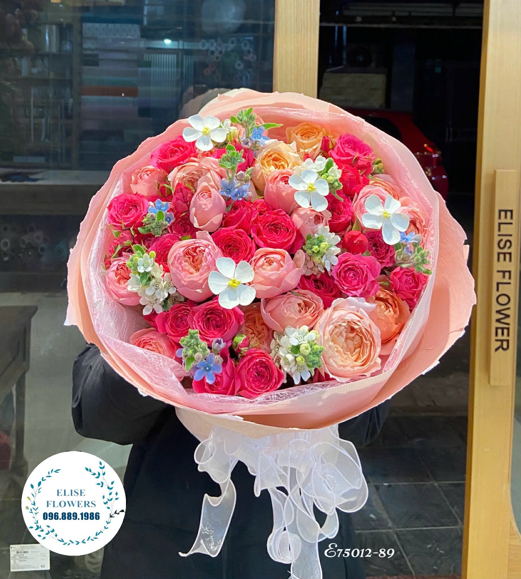 Hoa valentine Hà Nội. Đặt mua bó hoa hồng Sophia. Bó hoa tặng bạn gái. 