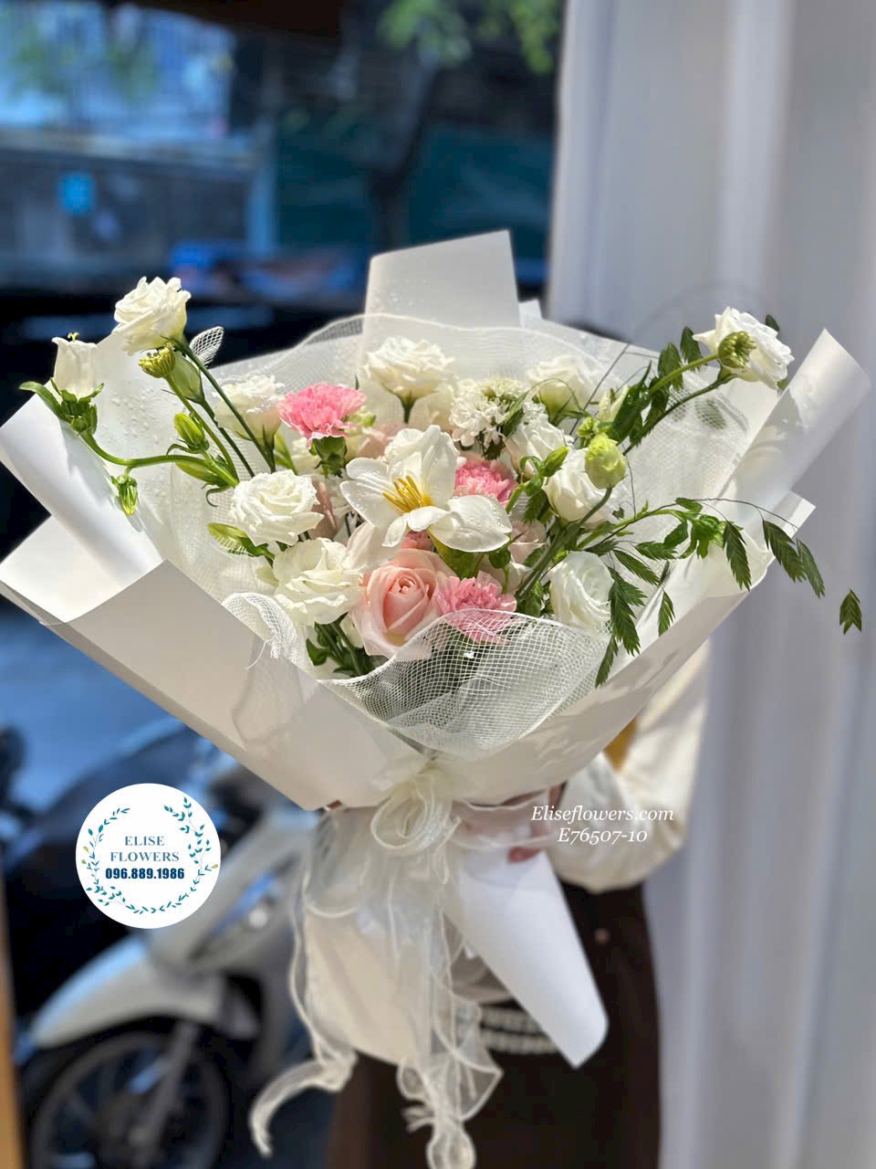 Hoa kỉ niệm ngày cưới đẹp ở Hà Nội. Địa chỉ mua hoa kỉ niệm ngày cưới uy tín ở Hà Nội