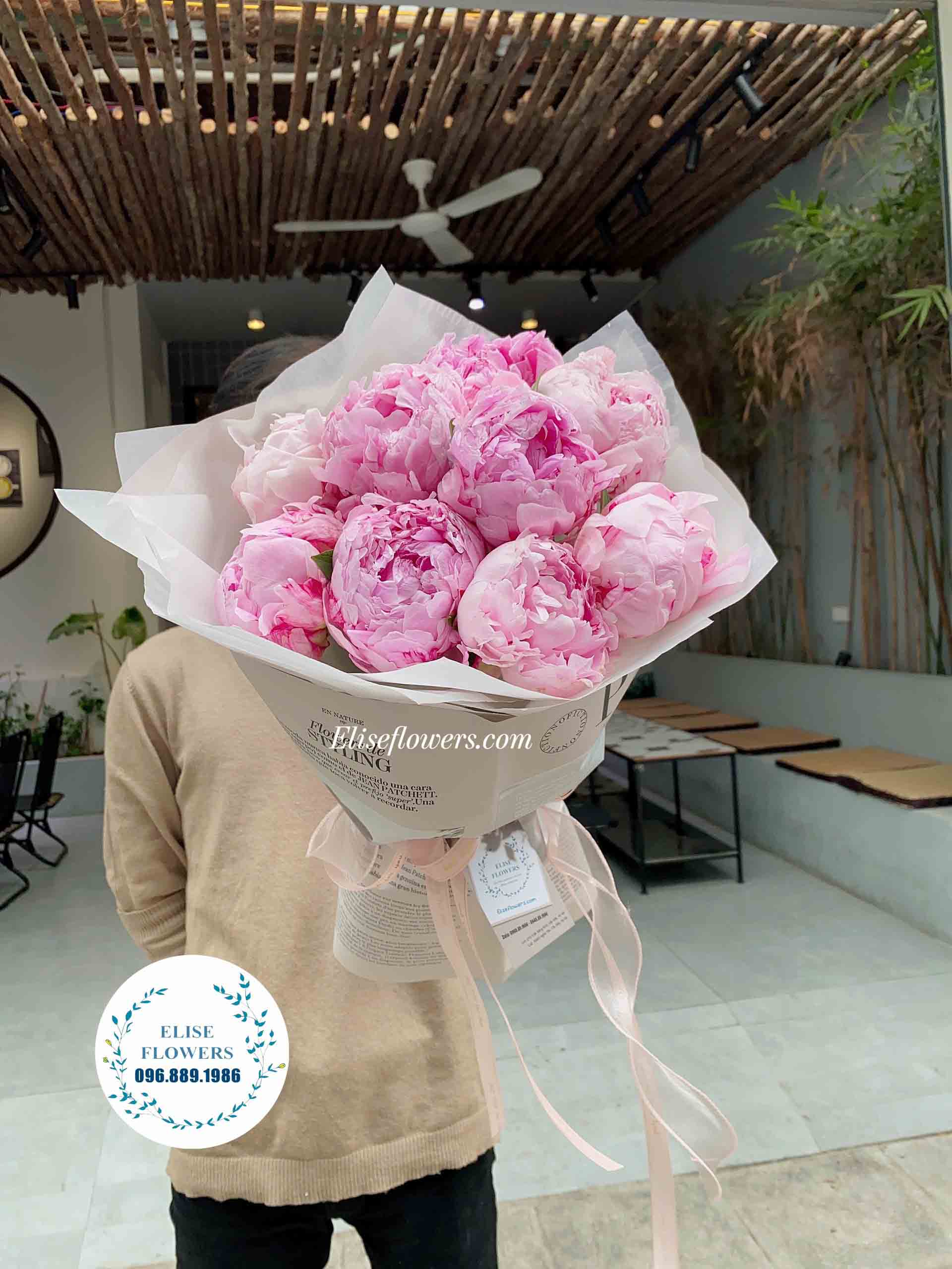 Bó hoa mẫu đơn màu hồng 9 bông đẹp ở Hà Nội | Bó hoa tươi tặng bạn gái | HOA MẪU ĐƠN | Shop hoa tươi Hà Nội 