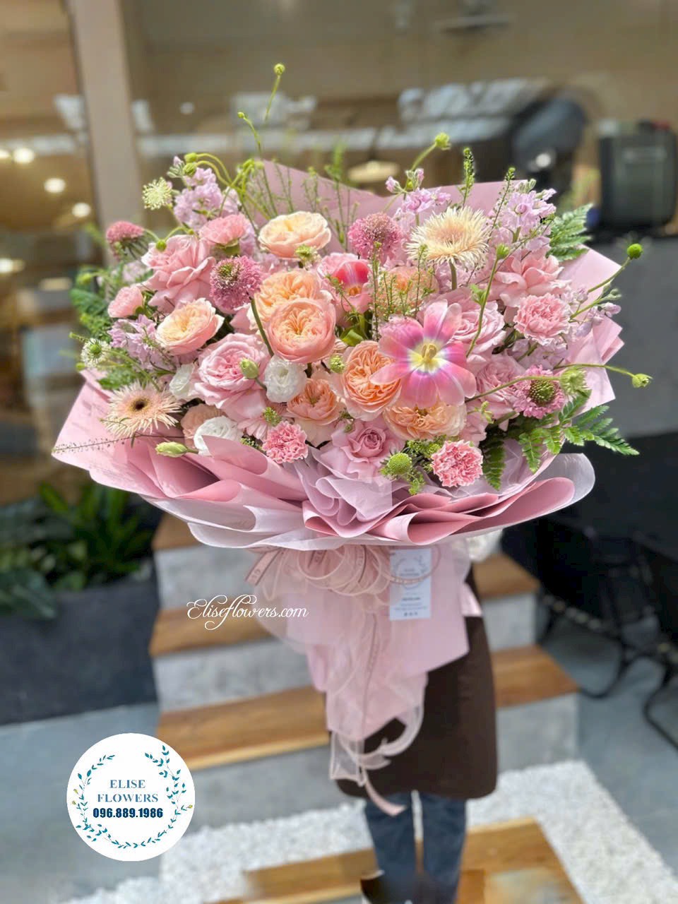 Mua bó hoa sinh nhật bạn gái ở Hà Nội. Đặt mua bó hoa sinh nhật đẹp