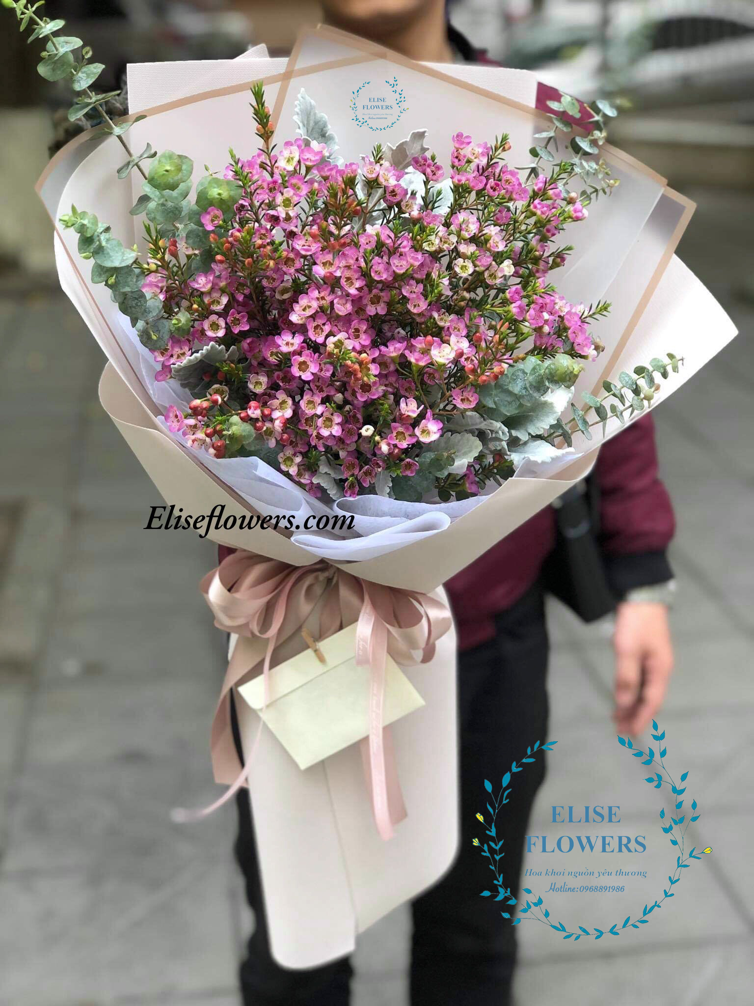 Bó hoa thanh liễu đẹp - bó hoa thanh liễu hồng đơn giản mà tinh tế - bán hoa thanh liễu tại Hà Nội