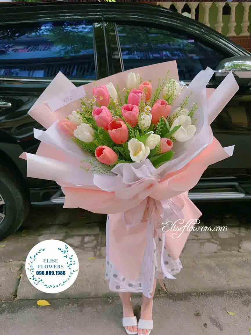 Bó hoa Tulip 2 màu hồng trắng ngọt ngào | Bó hoa tinh yêu đẹp 