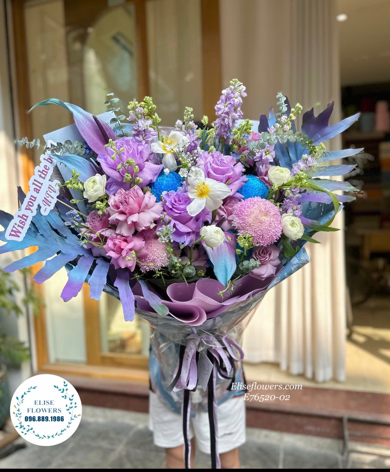 Bó hoa tươi nhập khẩu màu xanh tím tặng sếp , đối tác, lãnh đạo, chủ tịch...