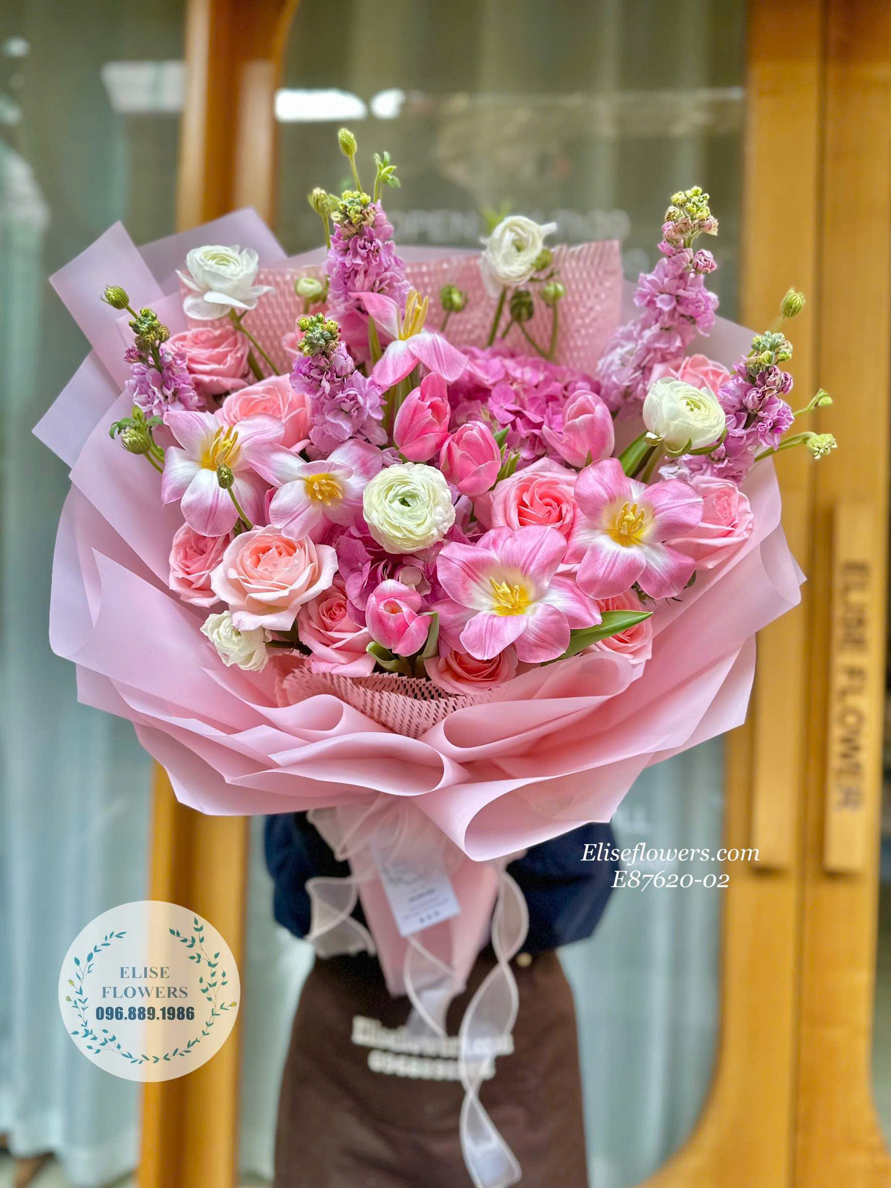 Bó hoa tươi nhập khẩu Hà Nội. Đặt mua hoa tươi nhập khẩu đẹp uy tín chất lượng ở Hà Nội.