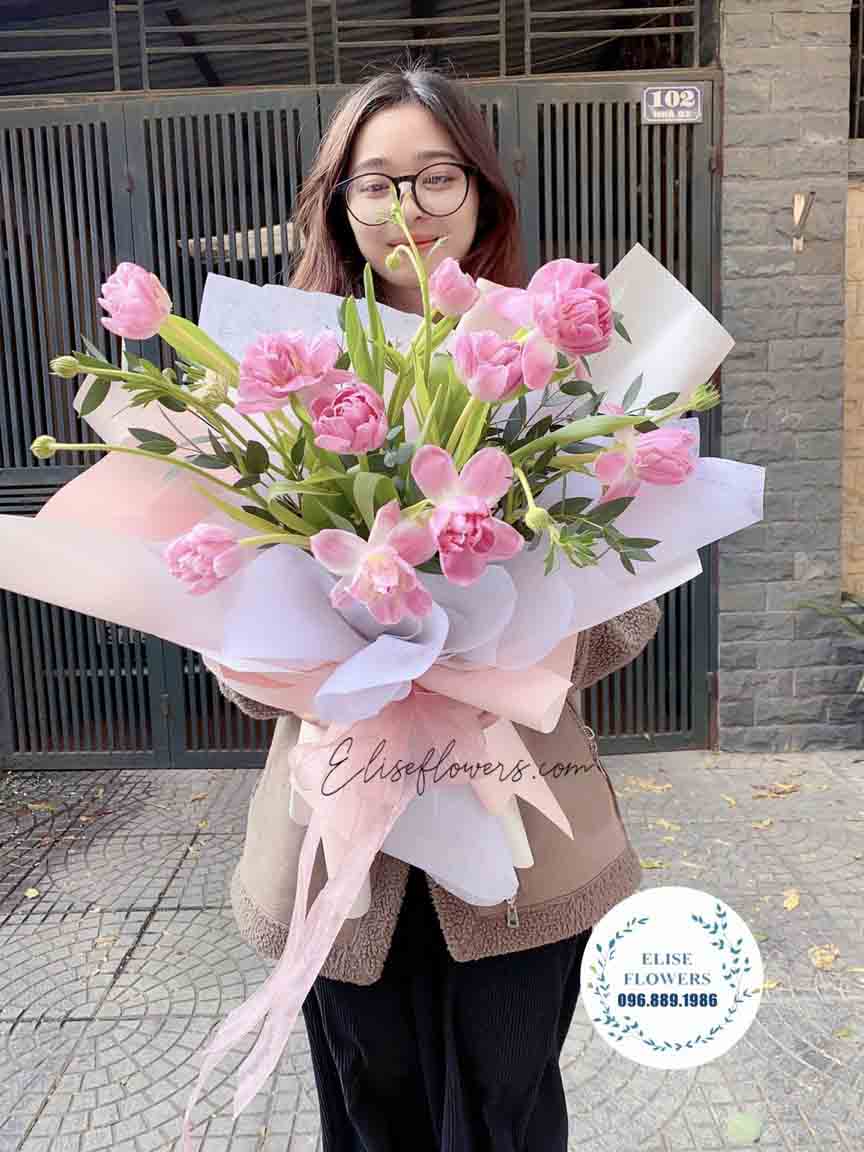 Bó hoa tulip màu hồng đẹp tinh tế chúc mừng sinh nhật bạn gái | HOA TẶNG BẠN GÁI