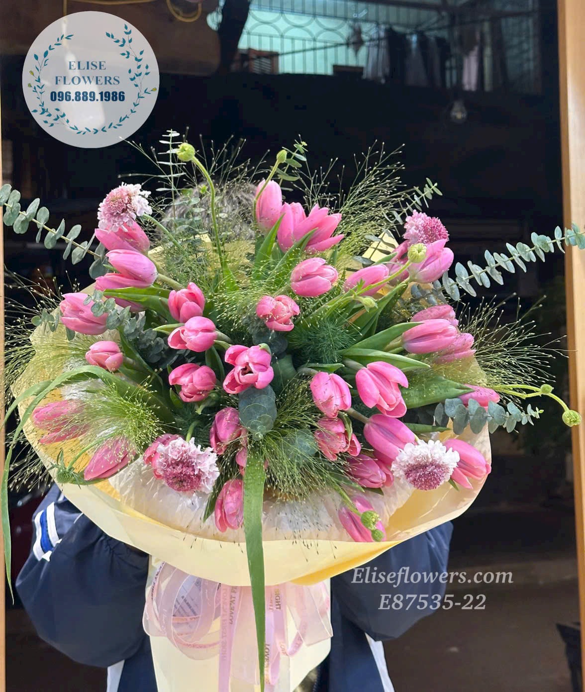 Hoa Tulip Hà Nội. Bó hoa Tulip nhập khẩu Hà Lan cao cấp tặng sinh nhật. Địa chỉ đặt mua hoa Tulip uy tín hàng đầu Hà Nội