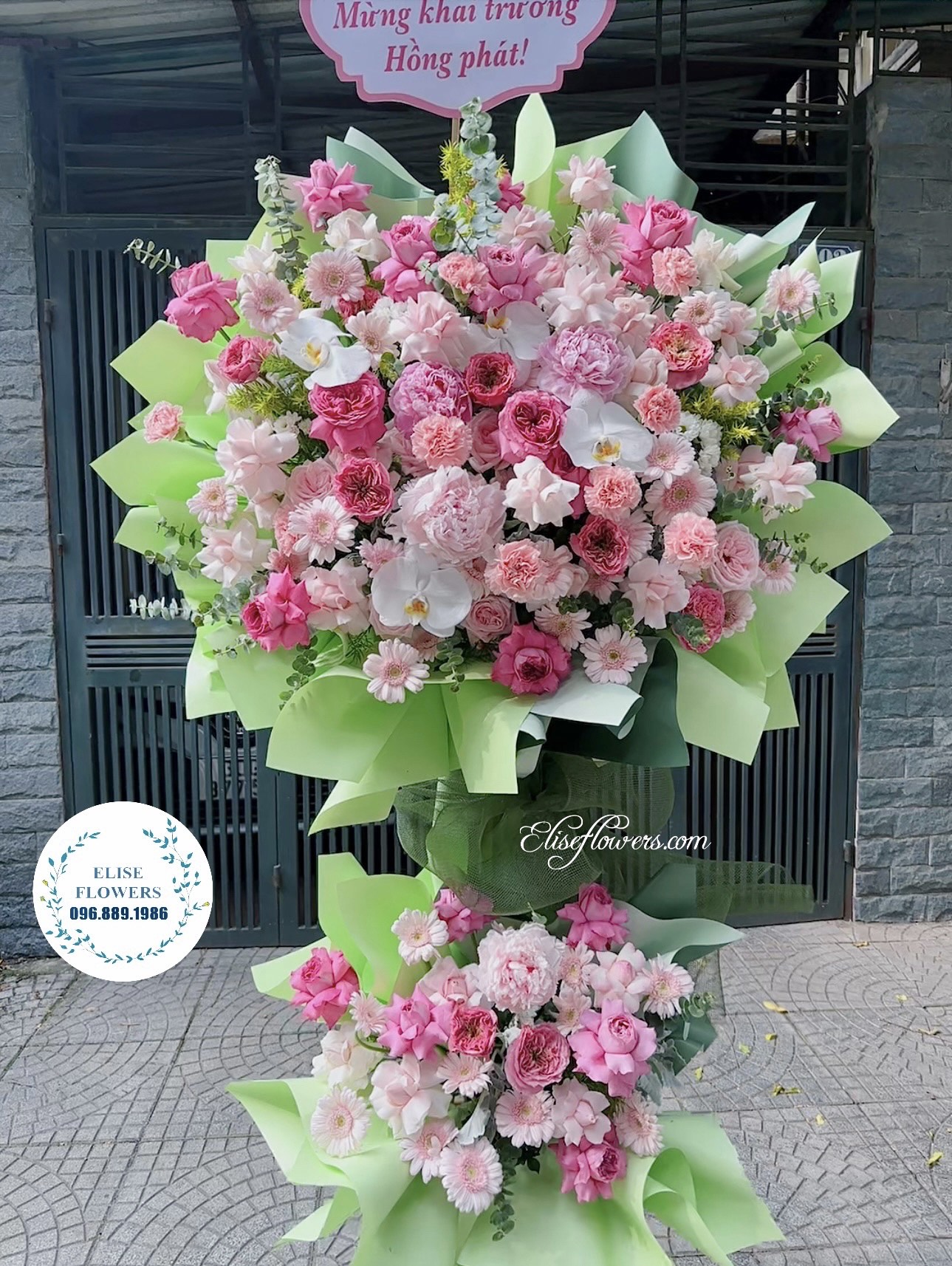 Cây hoa chúc mừng ngày kỷ niệm thành lập công ty ở quận Hoàn Kiếm, Hà Nội. Hoa tươi Hoàn Kiếm.