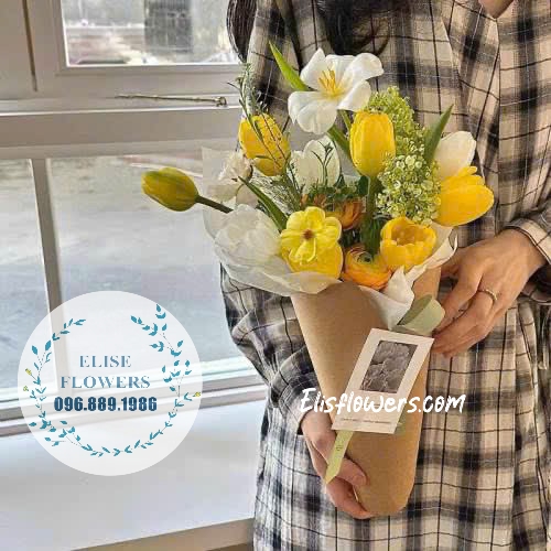 Cốc hoa Tulip nhập khẩu. Mẫu hoa tươi mới nhất tại Tiệm hoa Eliseflowers