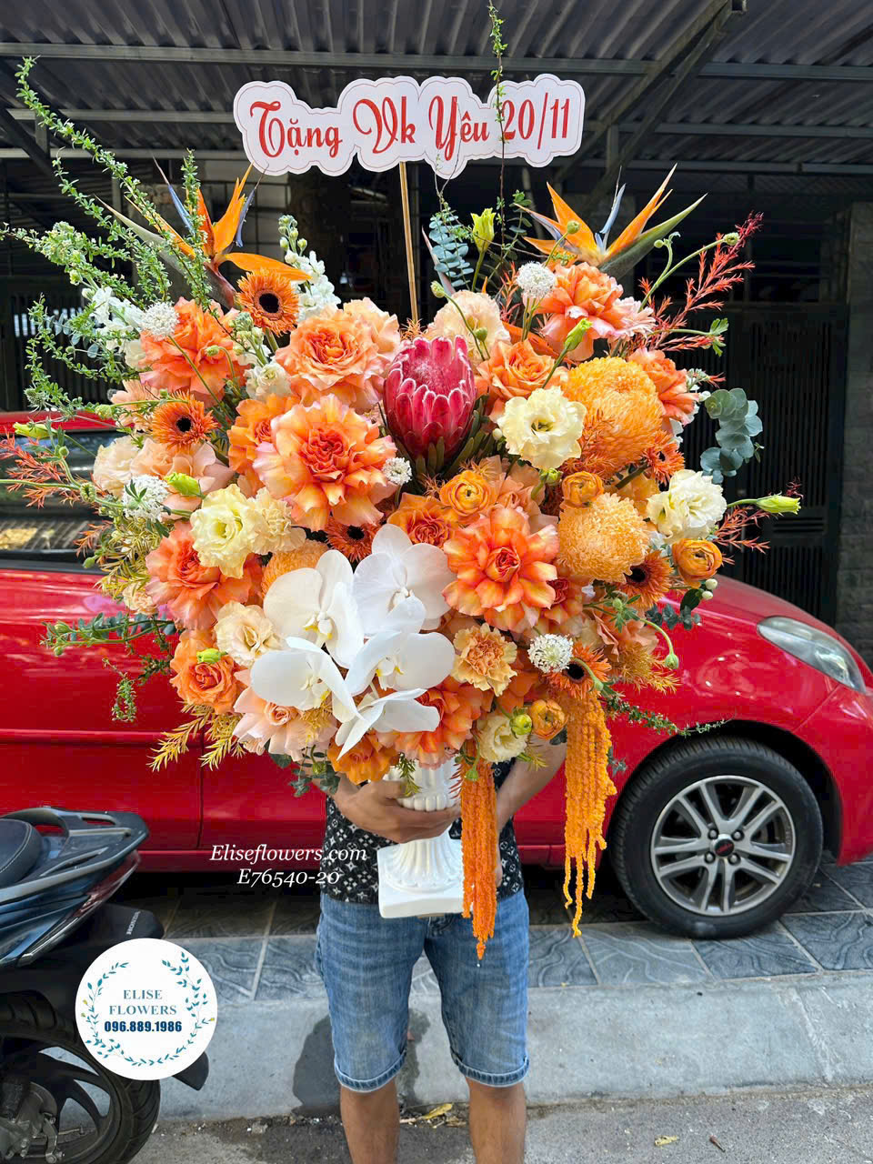 Đặt mua bình hoa sinh nhật sếp. Đặt giao hoa sinh nhật sếp đẹp ở Hà Nội