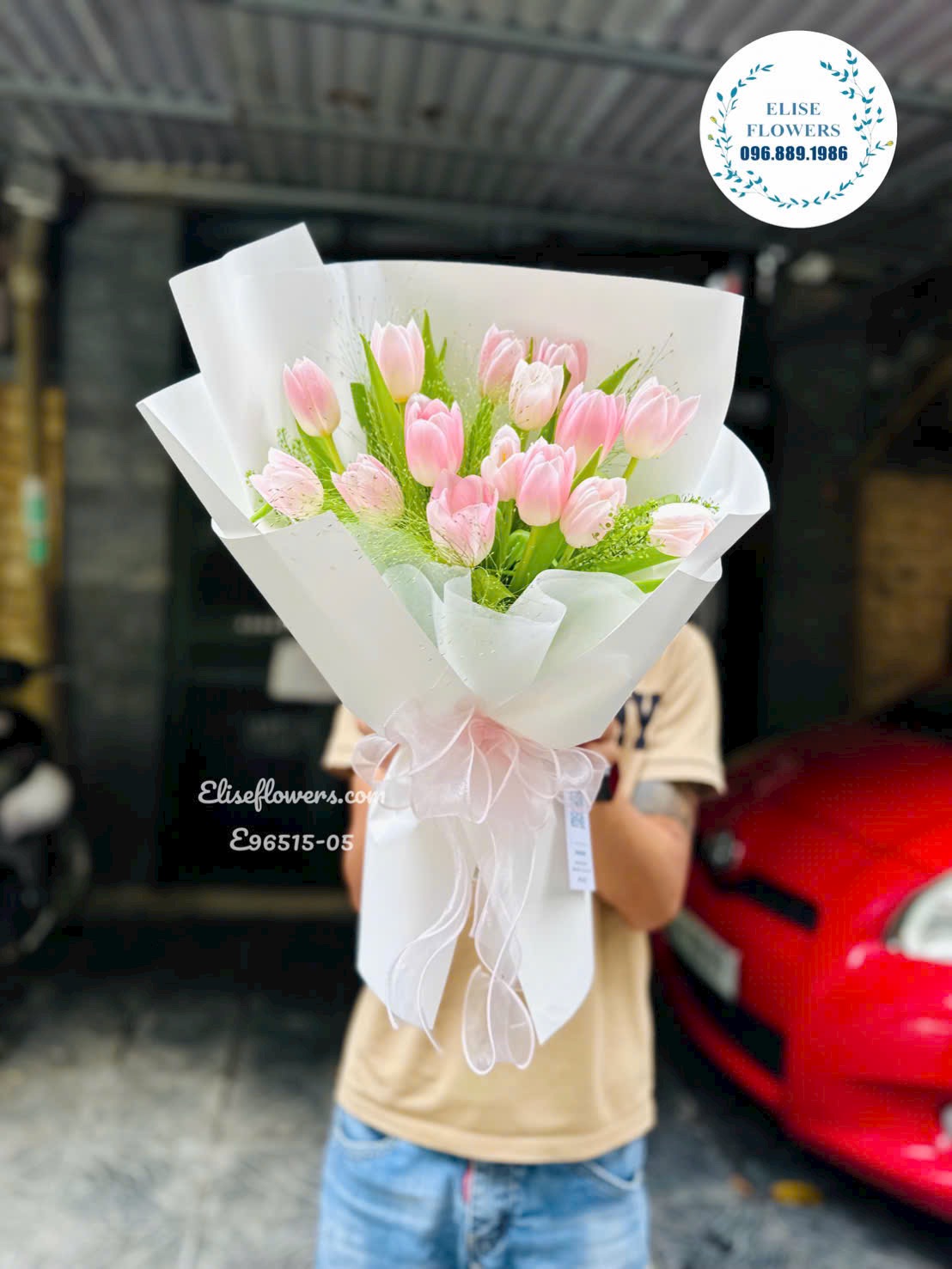 Hoa Tulip 20/10. Đặt hoa tặng bạn gái, người yêu ở Hà Nội.