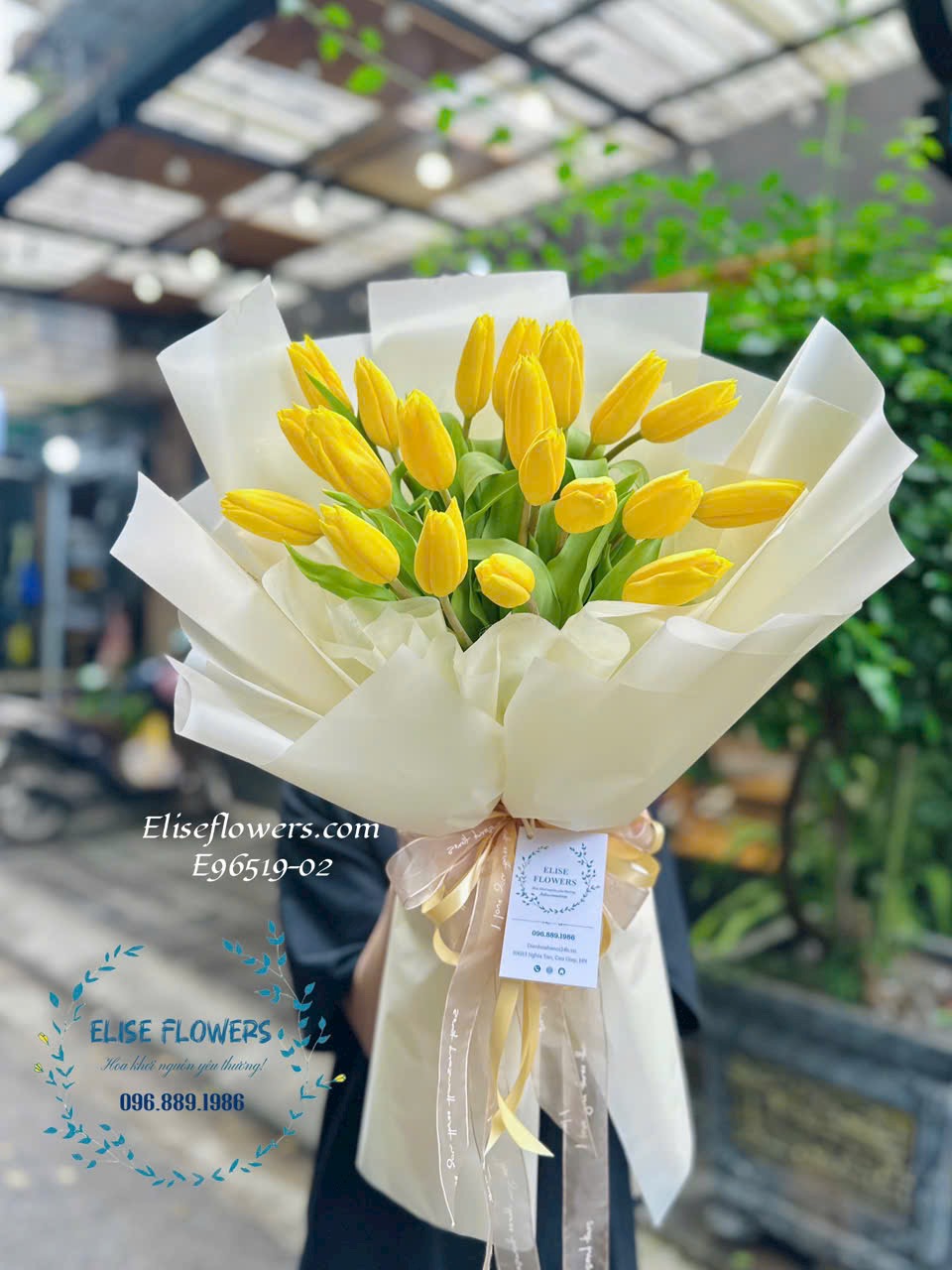 Đặt bó hoa tulip vàng ở Cầu Giấy | Eliseflowers