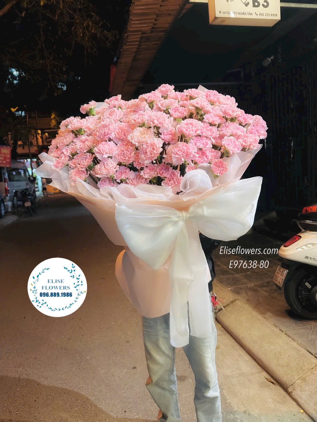 Đặt mua hoa cẩm chướng đẹp. Bó hoa cẩm chướng khổng lồ tặng người thương. Điện hoa Hà Nội