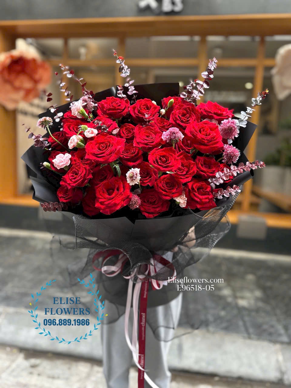 Đặt mua ngay bó hoa hồng đỏ chúc mừng người yêu ở Hà Nội. Điện hoa tặng người yêu đẹp - Eliseflowers