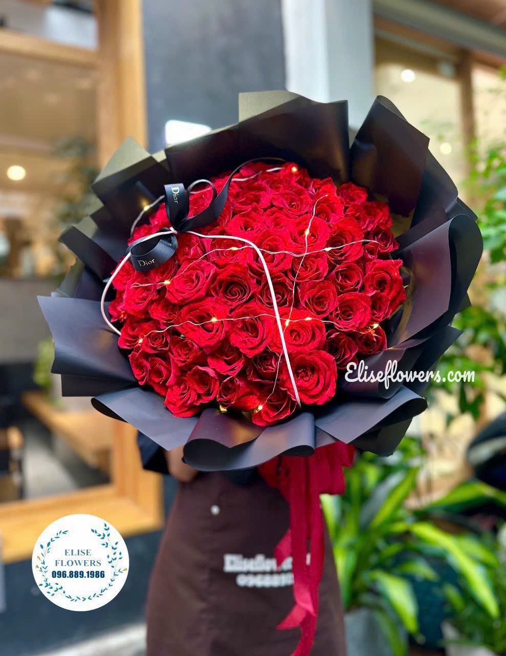 Bo-hoa-hong-do-to-tinh-ban-gai-Dat-bo-hoa-hong-do-to-tinh-ban-gai-o-Ha-Noi