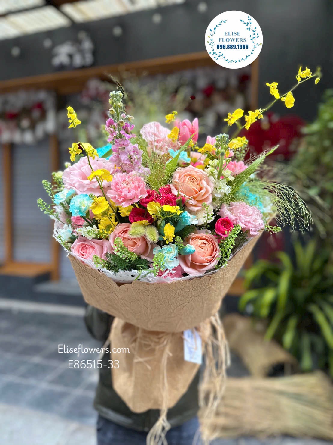Đặt mua hoa sinh nhật người yêu. Bó hoa tone màu vintage tặng người thương. Điện hoa tươi Eliseflowers