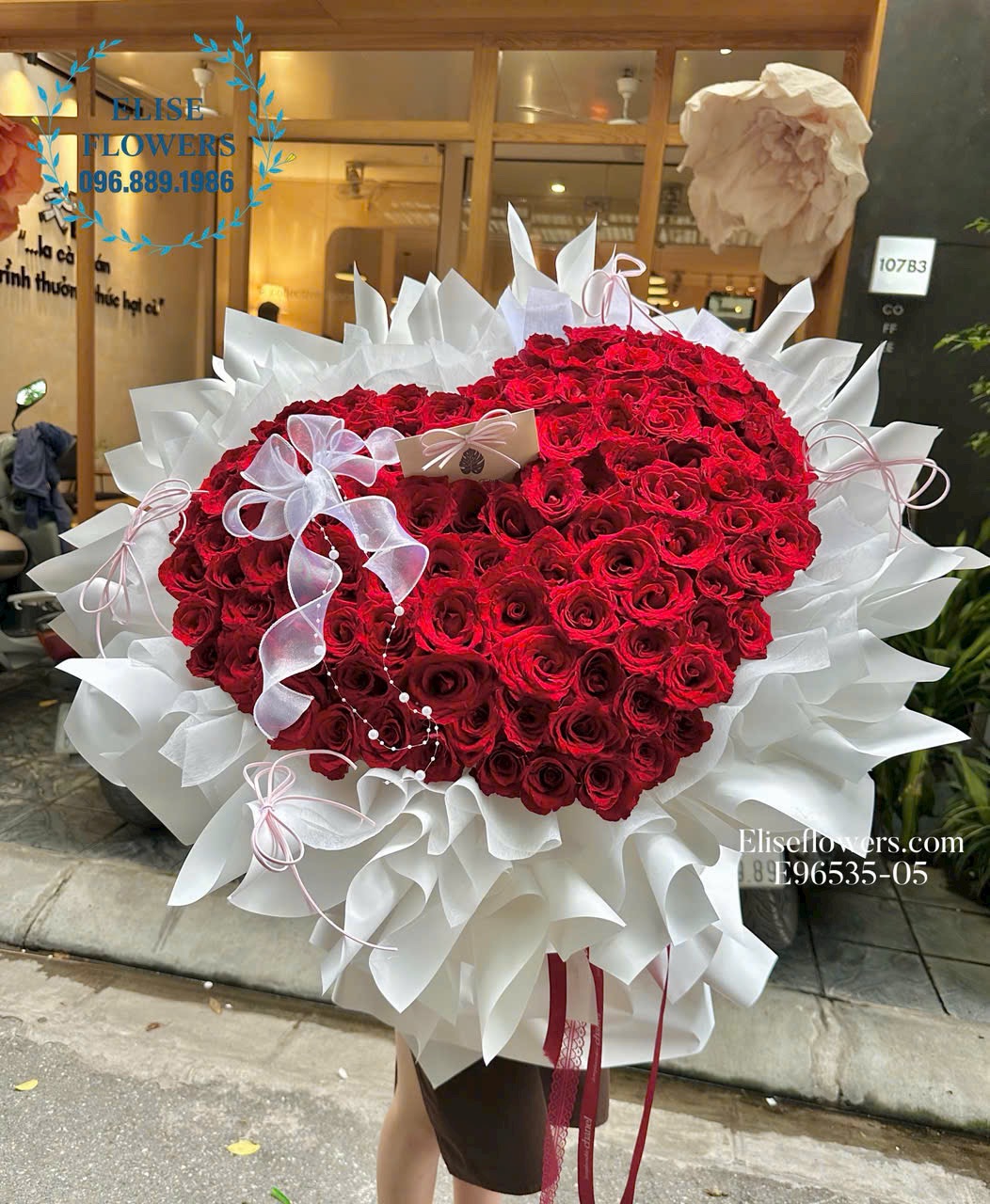 Đặt mua bó hoa trái tim xin lỗi người thương ở Hà Đông, Hà Nội