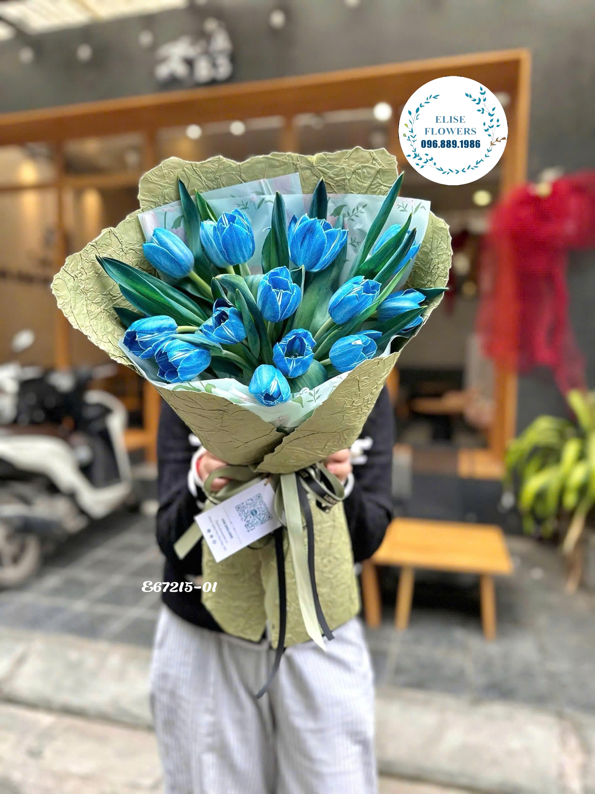 Bó hoa Tulip 15 bông tặng người yêu. Hoa tulip xanh tặng valentine. Hoa tình yêu đẹp