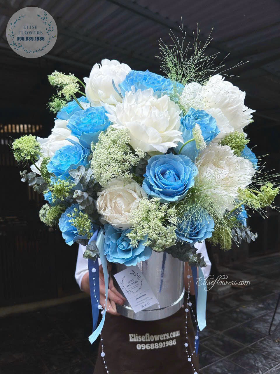 Hop-hoa-tang-sinh-nhat-chong-yeu-dep-tai-Ha-Noi-Dat-mua-hoa-tang-sinh-nhat-chong-dep