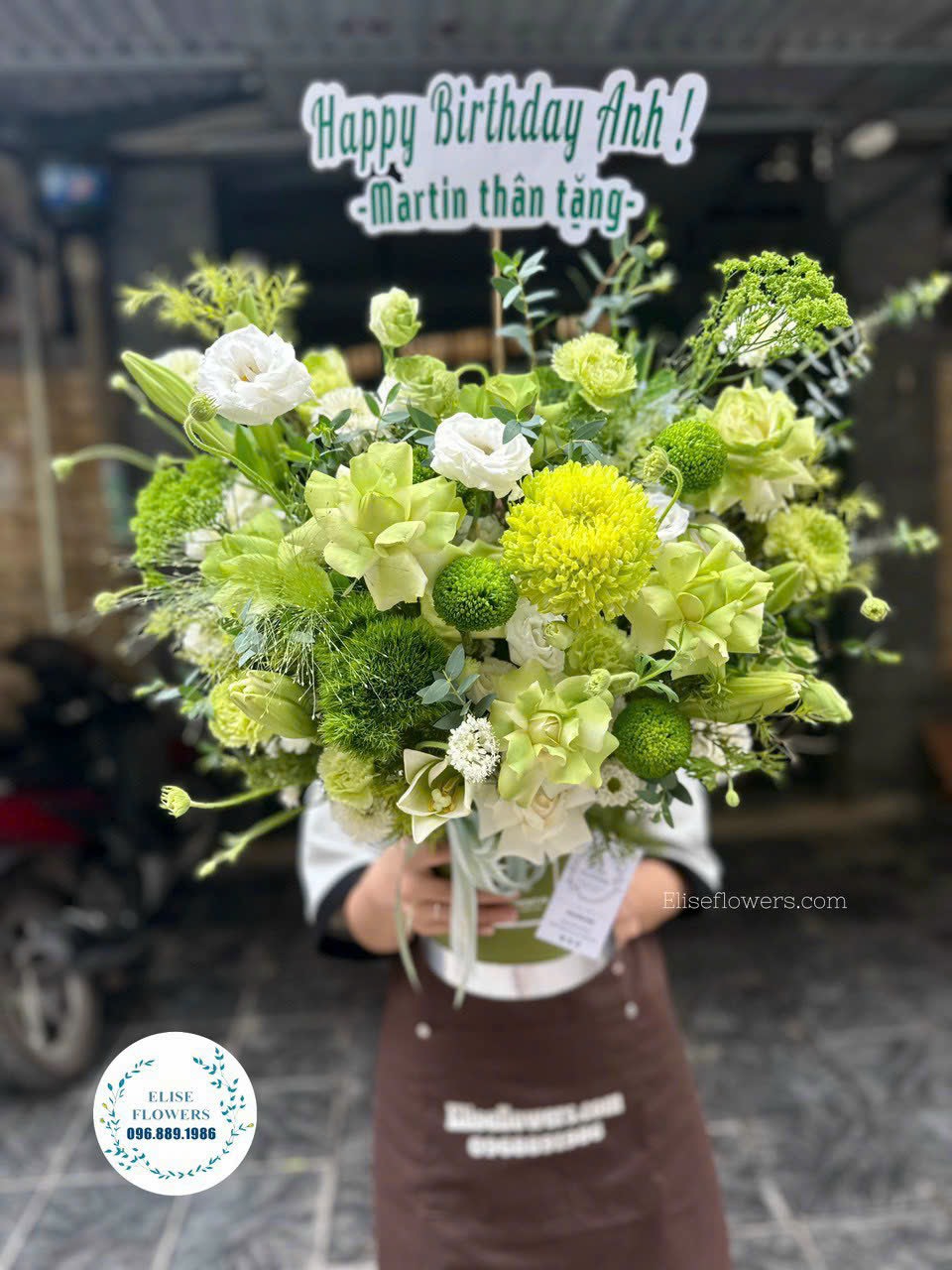 Hop-hoa-khai-truong-mau-xanh-la-Dat-mua-hop-hoa-chuc-mung-khai-truong-tai-Ha-Noi