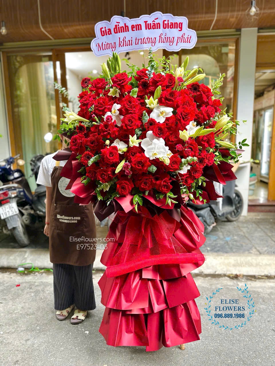 Đặt mua Online kệ hoa đẹp, cao cấp chúc mừng kỷ niệm thàh lập công ty. Shop hoa Hà Nội - Eliseflowers