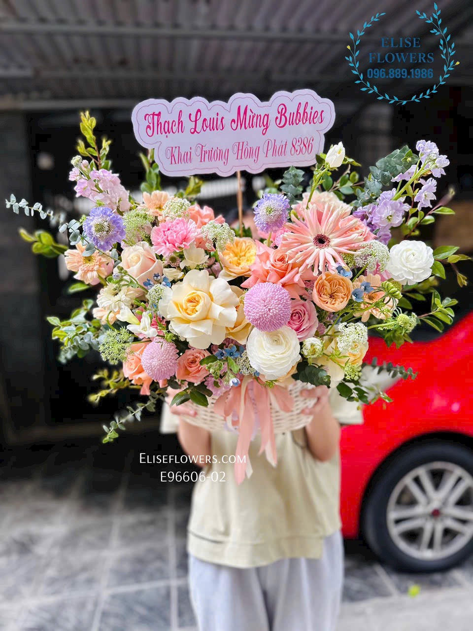 Mua lẵng hoa chúc mừng khai trương đẹp tại Thanh Xuân