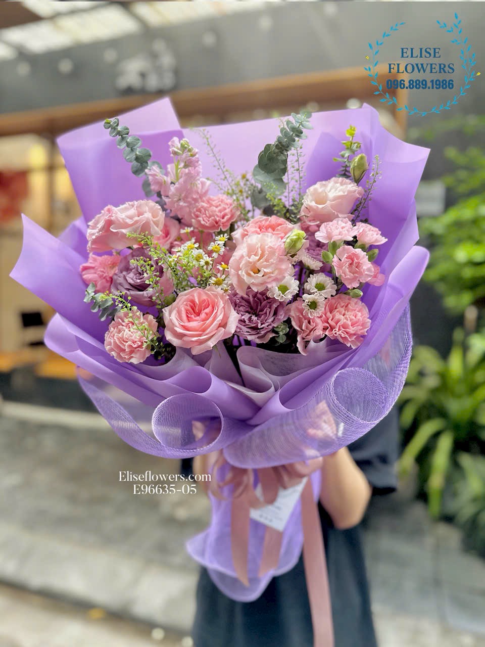 Đặt mua bó hoa mừng tân cử nhân ý nghĩa | Dịch vụ giao hoa nhanh