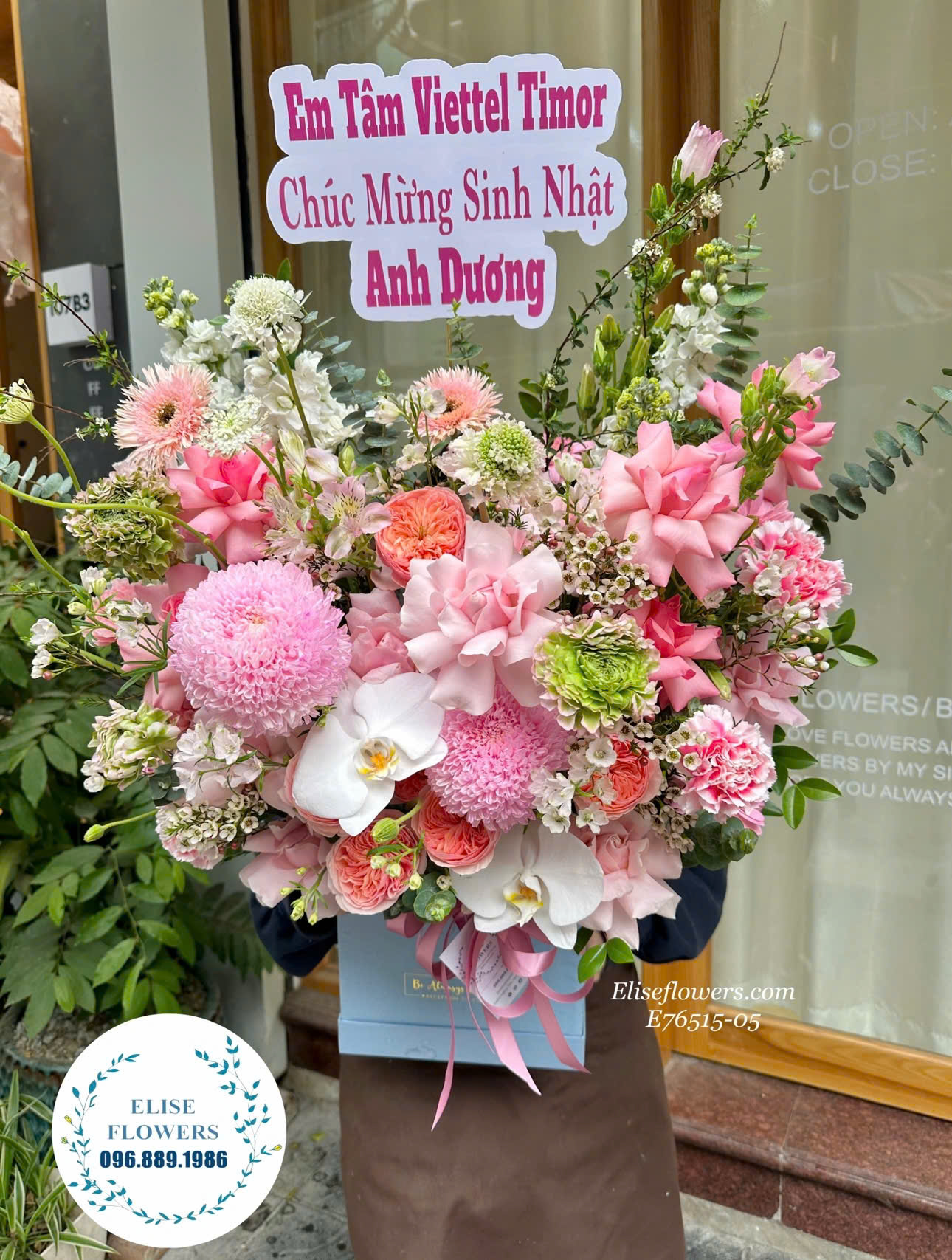 Giao hoa sinh nhật ở quận Hoàn Kiếm. Giao hoa tận nơi ở quận Hoàn Kiếm, Shop hoa tươi quận Hoàn Kiếm.